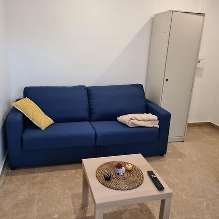 Studio Independant Et Bien Equipe Avec Veranda Commune Neuilly-sur-Marne Extérieur photo